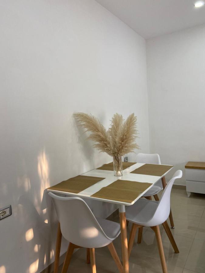 Ksamil Guest House Dea Luaran gambar